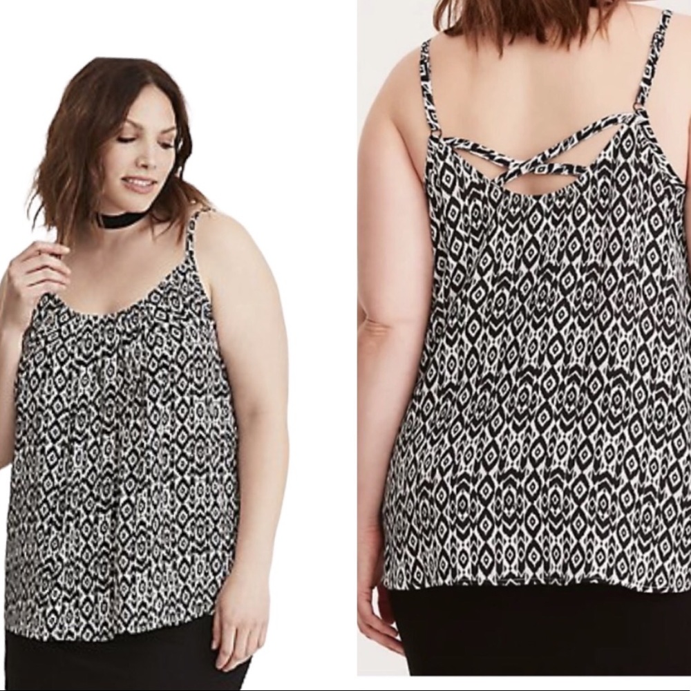 Torrid 3 Black/White Ikat Georgette  Swing Cami Tank Top